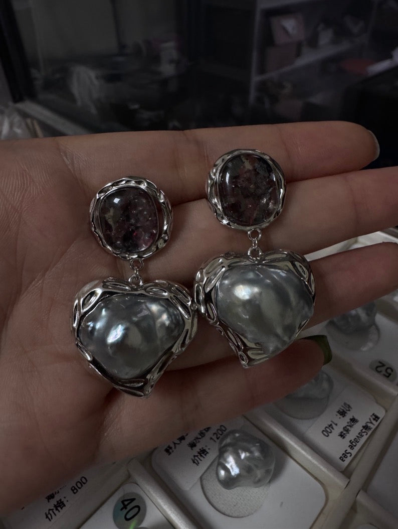 Vespera_Twilight Guardian Earrings