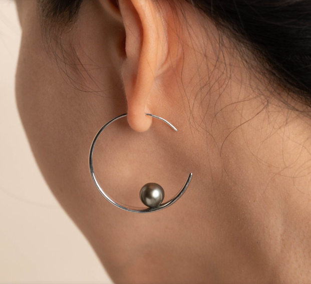 Vespera_Nocturne Geometry Pearl Earrings